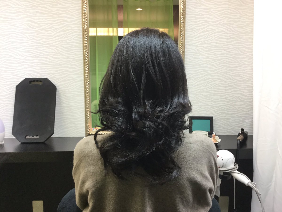 FortunaSuge's tweet photo. 【いつまでも健やかに美しくなります‼️】
バイオプログラミングキャリア9年8ヶ月
彼女の髪は数年前よりも確実に良くなっています。

#髪のお医者さん #フォルトゥーナ #本当の髪質改善　#肌質改善 #バイオプログラミング #レプロナイザー #4Dplus 　#美髪 #本質美 #新常識 　#Bioproramming https://t.co/K1lGTKuXo7