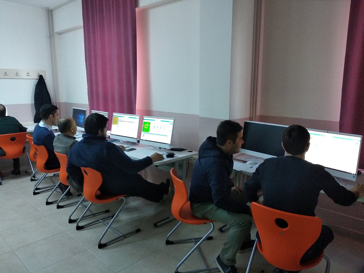 Kodla(Ma)nisa Soma (@kodlasoma) on Twitter photo Kodlamanisa İlçe Ekibi olarak Soma Borsa İstanbul Fen Lisesinde proje kapsamına alınan pilot okullardaki öğretmenlere yönelik eğitim düzenledik. Ev sahipliği için Soma Borsa İstanbul Fen Lisesine teşekkür ederiz. <a href="/kodlamanisa/">Kodla(Ma)nisa</a> @somabifl <a href="/il_mem_45/">Manisa İl Millî Eğitim Müdürlüğü</a> Kodlamanisa İlçe Ekibi olarak Soma Borsa İstanbul Fen Lisesinde proje kapsamına alınan pilot okullardaki öğretmenlere yönelik eğitim düzenledik. Ev sahipliği için Soma Borsa İstanbul Fen Lisesine teşekkür ederiz. <a href="/kodlamanisa/">Kodla(Ma)nisa</a> @somabifl <a href="/il_mem_45/">Manisa İl Millî Eğitim Müdürlüğü</a>