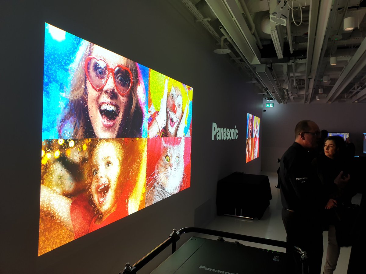 AVCulturalForum's tweet photo. Smashing stuff at Japan House last night some great examples of digital creativity on show. Big thank you to AV Cultural Forum supporters, Panasonic  #digitalart #tokyoodessy #AVTweeps https://t.co/PSrYyTFHLz