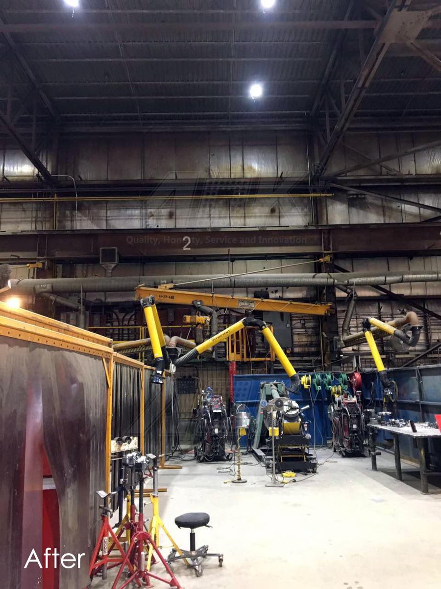 AokLight's tweet image. Level up the lighting in your industrial space by inviting brighter luminaires.

#AOKLED #highbay #betterlight #UFO