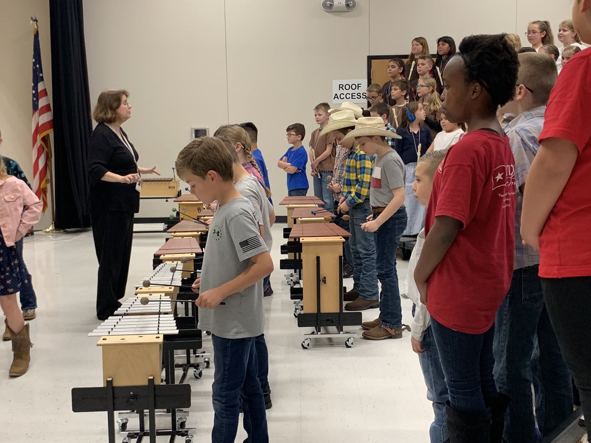 Fourth Grade’s “Texas Sings” was amazing! Great job! Special thanks to the teachers, volunteers, and Mrs. Smith for all your time and effort in producing such a great show! What a great way to learn about Texas History! #RCISDJoy <a href="/rcisdfinearts/">Royse City ISD Fine Arts</a>  <a href="/iAct_RCISD/">iAct</a>