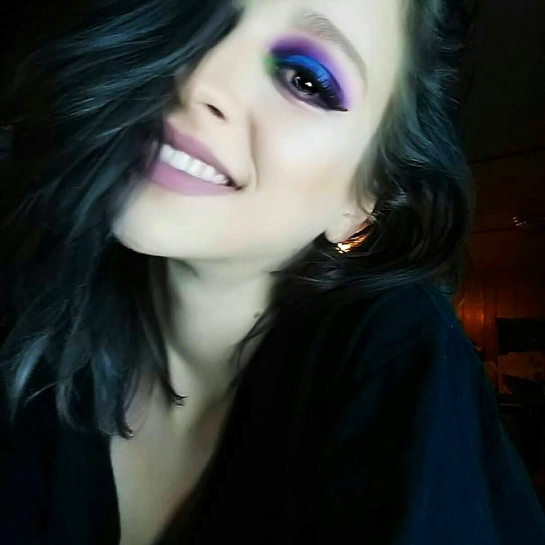 CoonceMarissa's tweet photo. Looks I'm proud of 😍
#JeffreeStarCosmetics #milkmakeup #makeup #makeupaddict #MOTD #makeuplover 
Some products by @JeffreeStar @milkmakeup @coffeetalklash1 @PradosBeauty @Maybelline @elfcosmetics @milanicosmetics https://t.co/sqr02V9Rkx