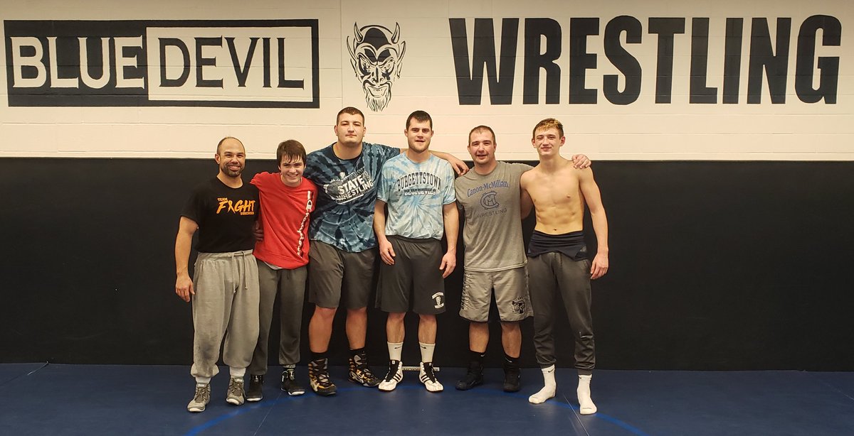 BurgettstownWre's tweet photo. Final workout at #home complete! Your Blue Devils are battle ready!  Hershey, here we come!  #homegrown #hershey #RiseUp #PIAA #wpial #wpialwrestling 💪 https://t.co/hJOuecm8ss