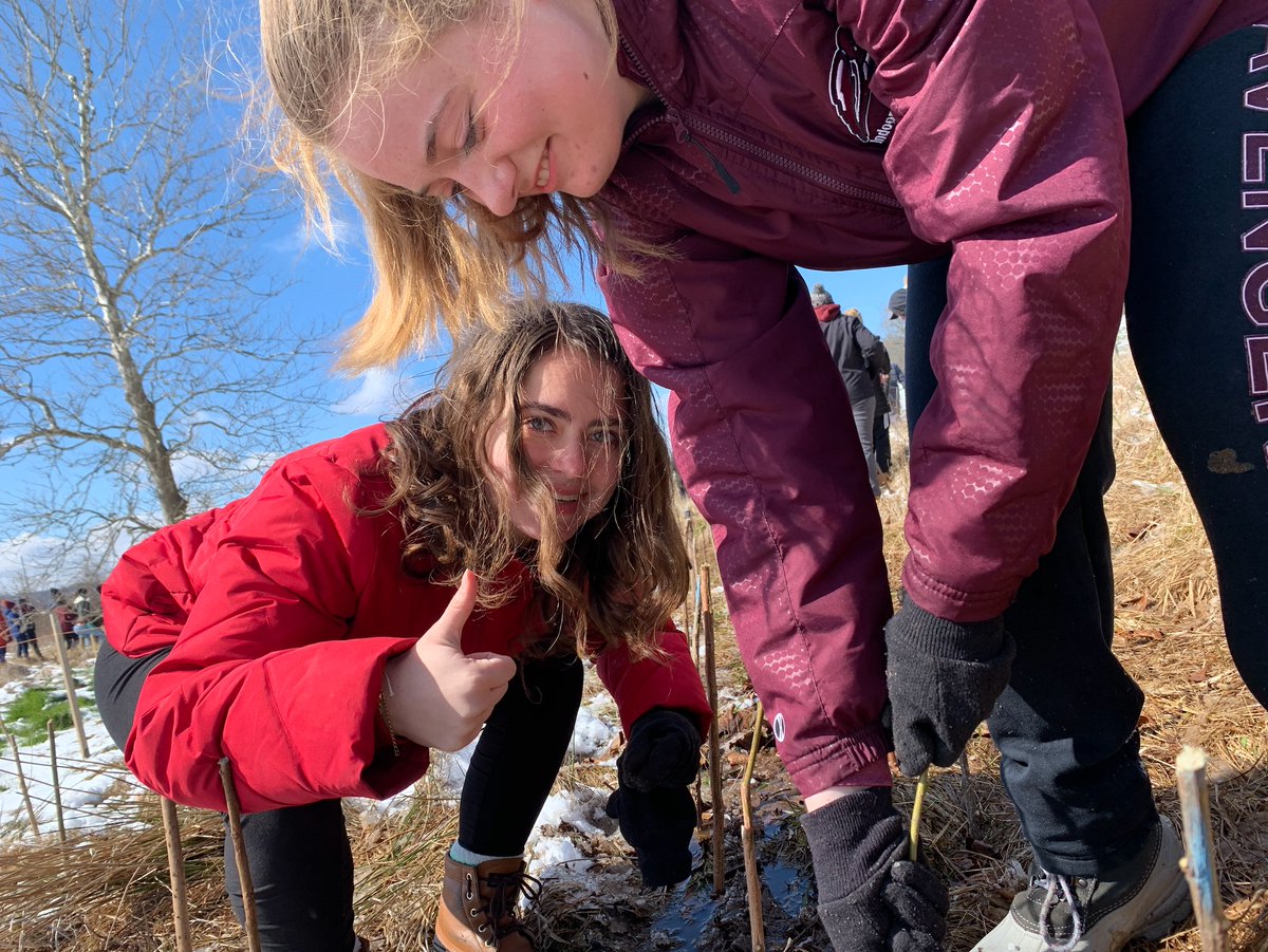 vt_ewb's tweet photo. Thanks to all our members who came out to represent EWB at The Big Plant! We took action towards a more sustainable Earth by planting 12,050 trees at Strouble's Creek. It was a lot of fun, so don't forget to sign up with EWB for our next service event, The Big Event 
@VTBigEvent! https://t.co/GlYFaDD1F9