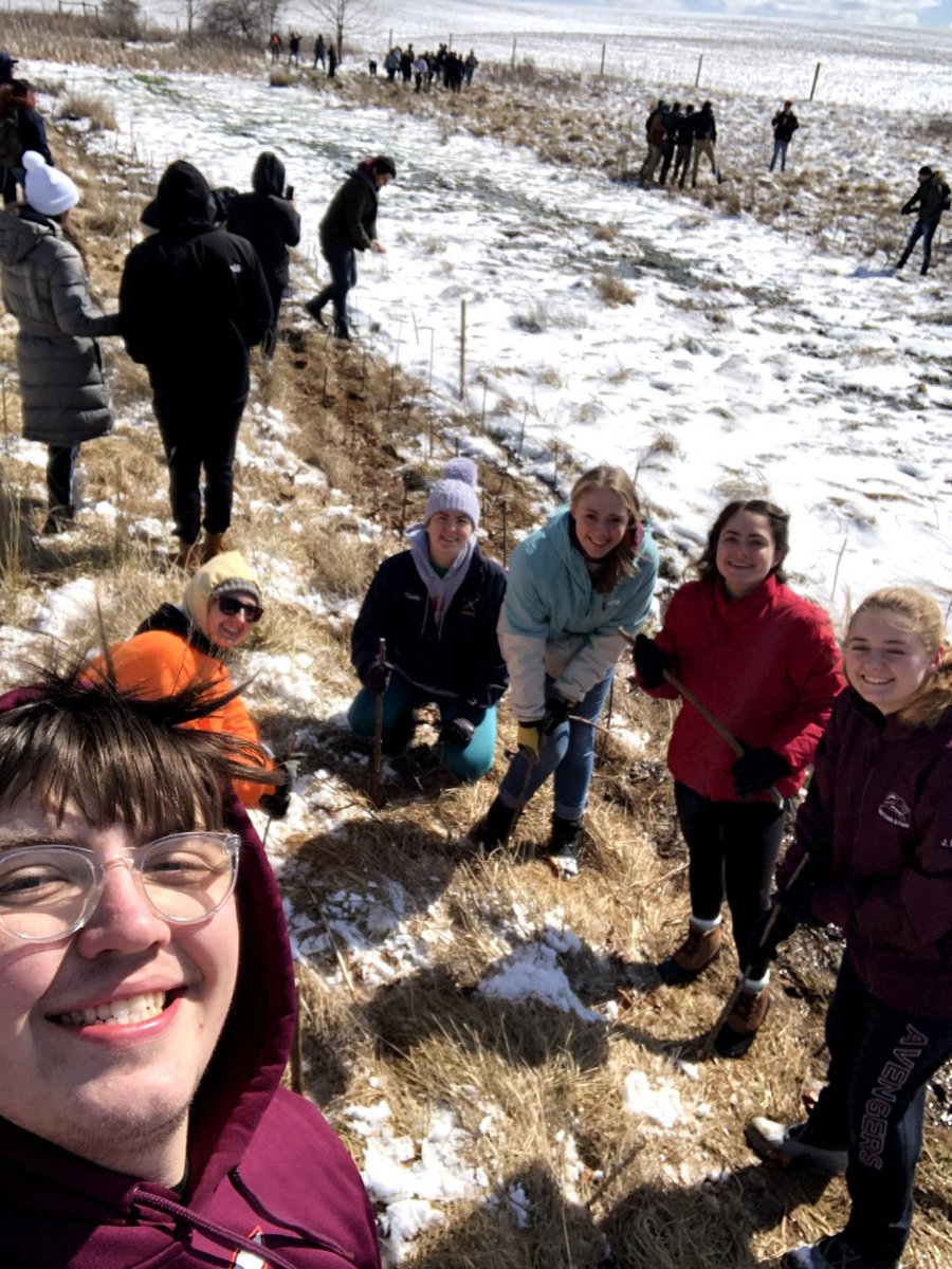 vt_ewb's tweet photo. Thanks to all our members who came out to represent EWB at The Big Plant! We took action towards a more sustainable Earth by planting 12,050 trees at Strouble's Creek. It was a lot of fun, so don't forget to sign up with EWB for our next service event, The Big Event 
@VTBigEvent! https://t.co/GlYFaDD1F9