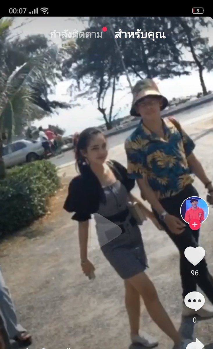 ถูกหวย รวย รวย รวย tweet media