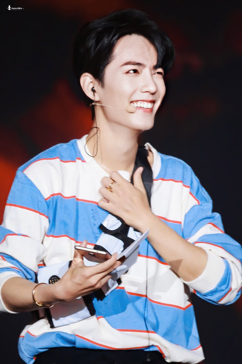 こんな笑顔を永遠にしてくださいね🐰 CR.Rabbitteeth·肖战 #XiaoZhan