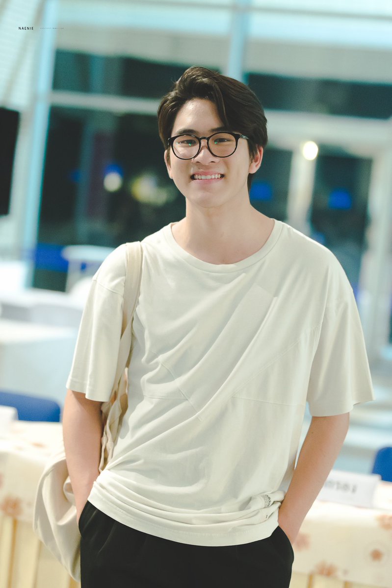 Naenie_N2's tweet photo. [HQ] 200303 น้อนนน 😘😆@Beam_Boonyakorn #bbeambr #คมชัดลึกอวอร์ดครั้งที่16 https://t.co/EcKOnyOXcN