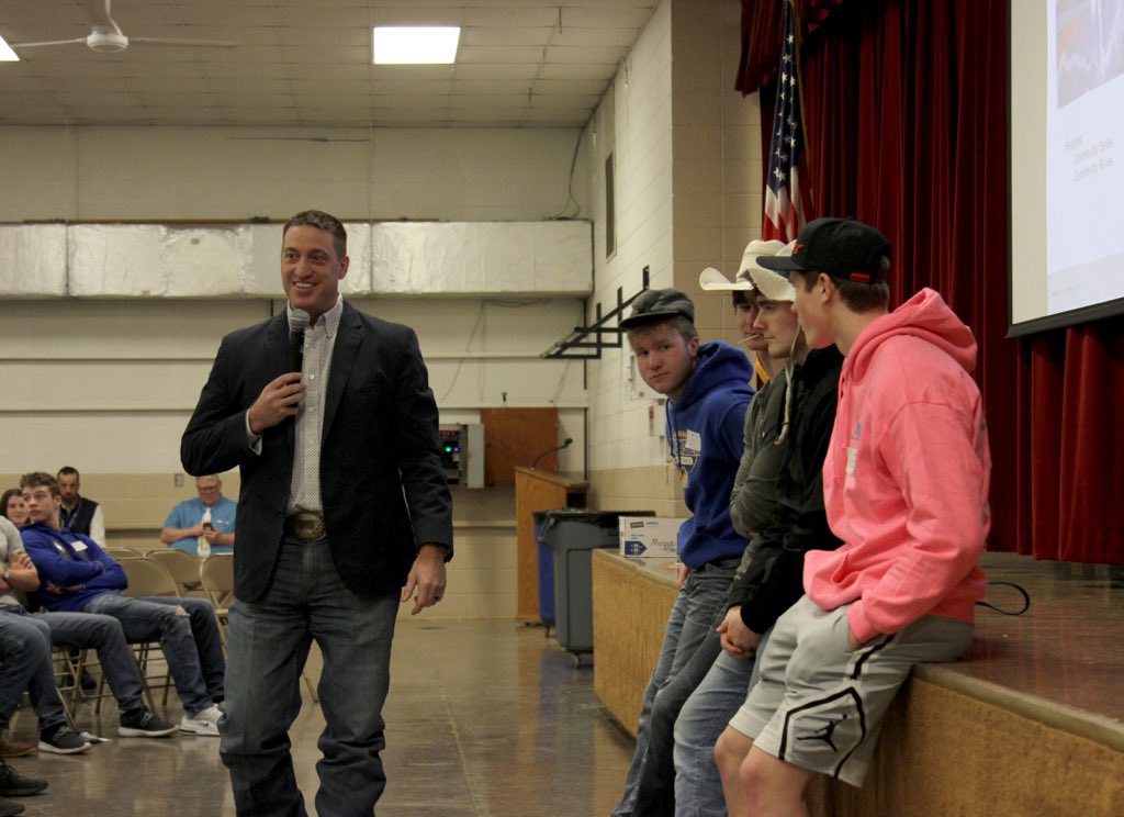 therobcallahan's tweet photo. .@jacob1020 of @KluisAdvisors shared his story with Lancaster High School students at today's sixth annual Career Exploration Day. Jacob served as one of two keynote speakers, joining @FabFarmBabe. #FlyingArrowPride https://t.co/lRti3DBZpa