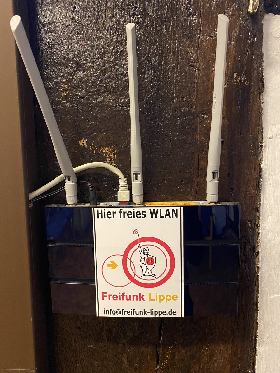 Katharina Nocun (@kattascha) on Twitter photo Wer in einer Großstadt wohnt, realisiert womöglich gar nicht, wie WICHTIG die Arbeit von lokalen <a href="/freifunk/">freifunk @freifunk@social.freifunk.net</a> Initiativen in der Fläche ist. Auf dem Land & in kleineren Städten, wo die Verfügbarkeit von gutem Netz oft ein schlechter Witz ist, ist Freifunk unverzichtbar. Danke dafür! Wer in einer Großstadt wohnt, realisiert womöglich gar nicht, wie WICHTIG die Arbeit von lokalen <a href="/freifunk/">freifunk @freifunk@social.freifunk.net</a> Initiativen in der Fläche ist. Auf dem Land & in kleineren Städten, wo die Verfügbarkeit von gutem Netz oft ein schlechter Witz ist, ist Freifunk unverzichtbar. Danke dafür!