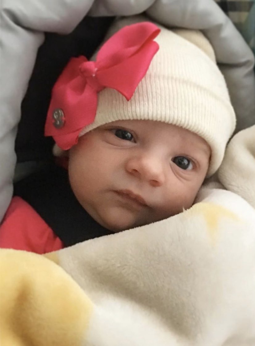 ChaoticOctopus's tweet photo. #EmilyAdelaide update: she’s 3.5 weeks old and already weighs 9 lbs 2 oz! She is a darling little thing, very easy going. Puts up with a lot of noise and stimulation, with her two brothers running around constantly. Pretty easy to settle when she does get to crying. #MimiMoments https://t.co/U6eViWbtZa