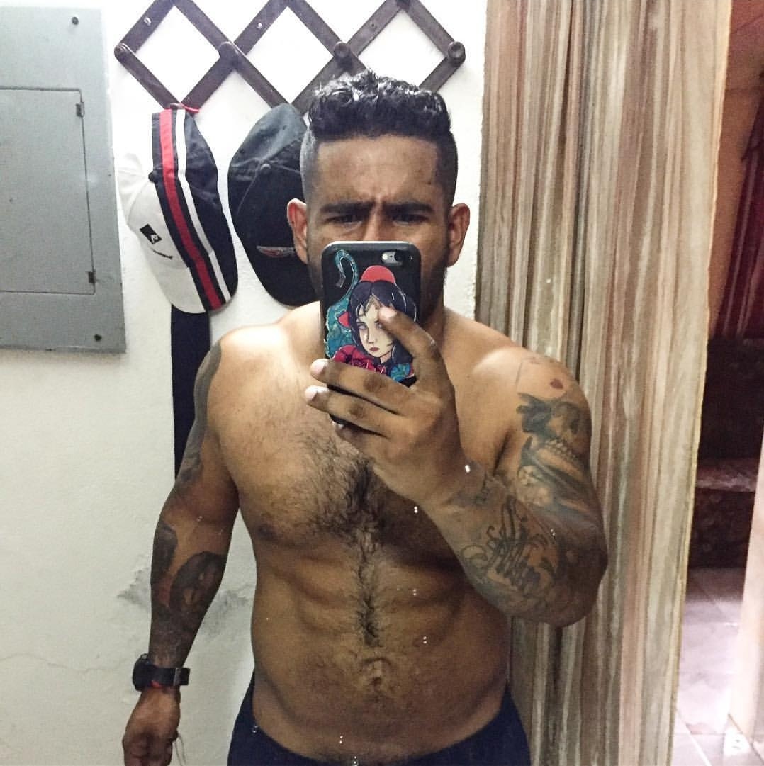 deliciusdeliciu's tweet photo. ¿Se acuerdan del chiricano este?  al que amo 🤣😍..... Bueno les tengo material de él, pendientes que por ahí se los compartiré.

Coming soon.... 😋 https://t.co/r4pXg7mvPV