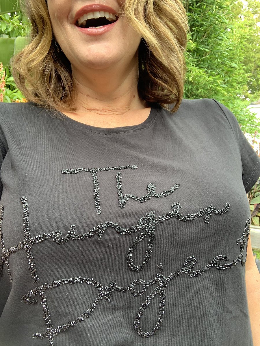 Julia Morris tweet media