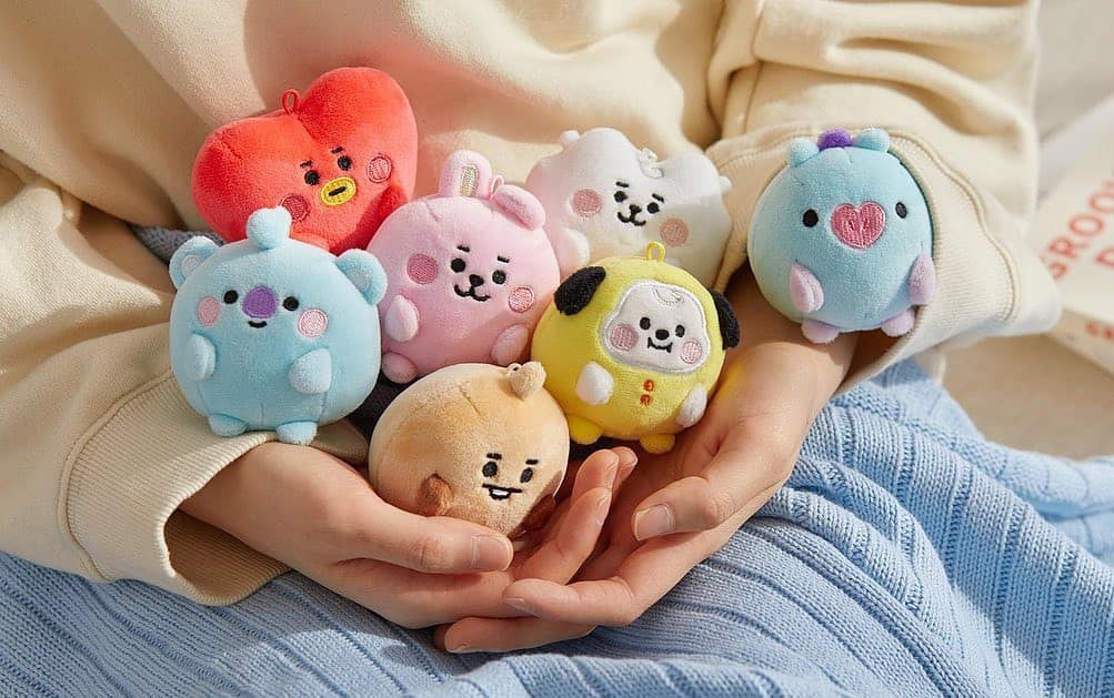 SeeswagC's tweet photo. KEK MANA GA GEMES COBAAAAAA 😭😭😭 Harga menyusul ya tapi dijamin cepet banget abisnya, yang mau cuss bisa dp dulu 😁 BT21 BABY
DP DOLL 130.000
DP BAG CHARM 80.000
DP POUCH 100.000
DP PONG PONG BAG CHARM 80.000
DP PENCIL CASE 100.000
DP GRIPTOK 80.000

rilis harga tgl 5 maret
. https://t.co/xunVCAcCxZ