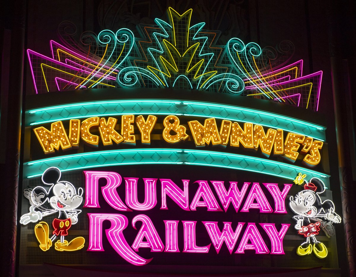 disneyjp's tweet photo. 3月4日 #フロリダディズニー に待望のアトラクション登場

ミッキーがテーマのライドアトラクションはディズニーパーク初！

短編アニメーションの世界へ冒険に出かけよう！ 

#ミッキー と #ミニー のランナウェイレイルウェイ 
#海外ディズニー
https://t.co/rxR6DvYIAG https://t.co/piP0UXlF7h