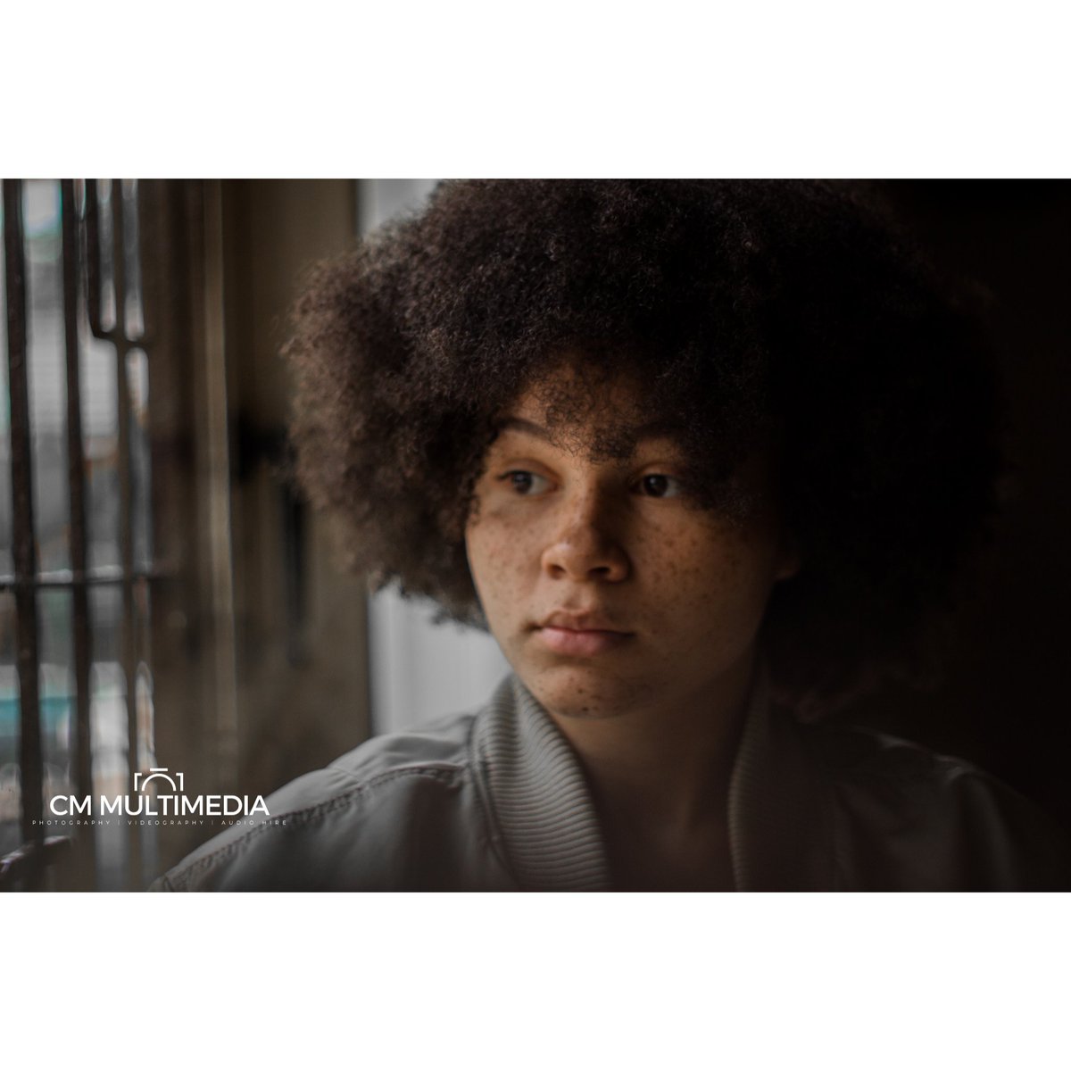 CM_Multimedia_'s tweet image. Everything you want is on the otherside of fear. -Jake Canfield🍂

#curlyhair #natural #femalemodel #cmcaptured #photoshoot #indoorshoot #model @marywiththefreckles #aesthetic #neutral