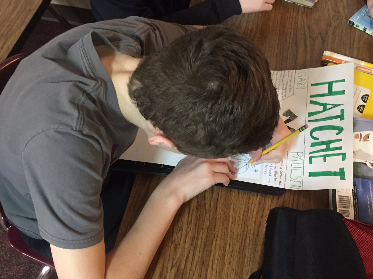 engrahn's tweet photo. Students work on final project for group book after discussions are completed. @MadisonMSNews @engrahn https://t.co/4aDuoHhYqs