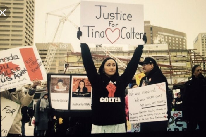 UTSC_IHFSE's tweet photo. A powerful #IHFSE opening night w/ a full house at #UTSC for TashaHubbards’s @thenfb film, Nîpawistamâsowin: We Will Stand Up about #ColtenBoushie’s family’s fight for justice!
Chi-miigwech to @msearthtalker the SwiftCurrentSingers, &
Profs @armp71 & Spence https://t.co/Zo9RdPyDuQ