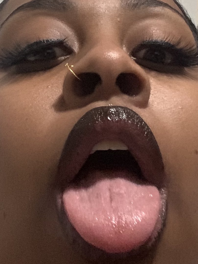 Lewk  #8