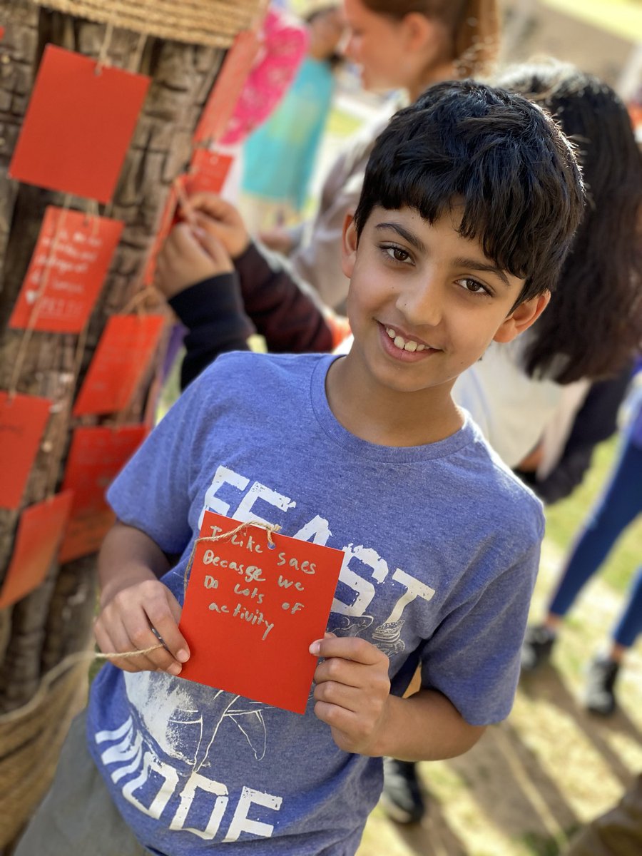 Gonzale1Kelly's tweet photo. Celebrating 75 years of excellence and diversity!  ⁦#DHAPR1DE ⁦@gordon_daniel_p⁩ ⁦@school_dhahran⁩ https://t.co/E1V8rdEGQh