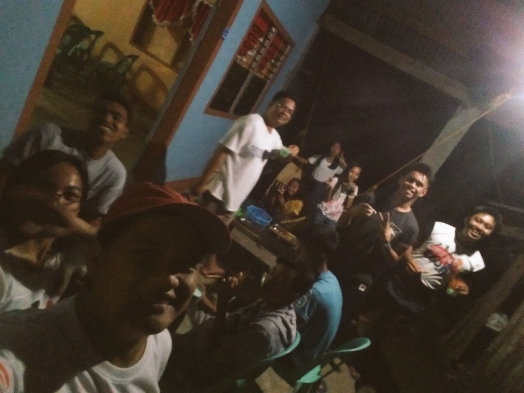 dhai215's tweet photo. Monthly routine😘😘😘

#dasiglang https://t.co/ElQIwDbqS4