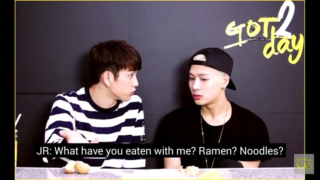 gotbangtanworld's tweet photo. jinson 🤝🏻 vmin

fighting because of food https://t.co/4LuFrhjiZR