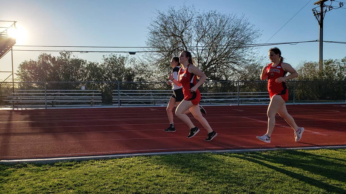 fhsxcrunning's tweet photo. FHS Track &amp; Field kicked off our 2020 competition season on 2/28/20 as we hosted our home meet against Sabino Canyon and Gregory. https://t.co/pxAT7eeoCG