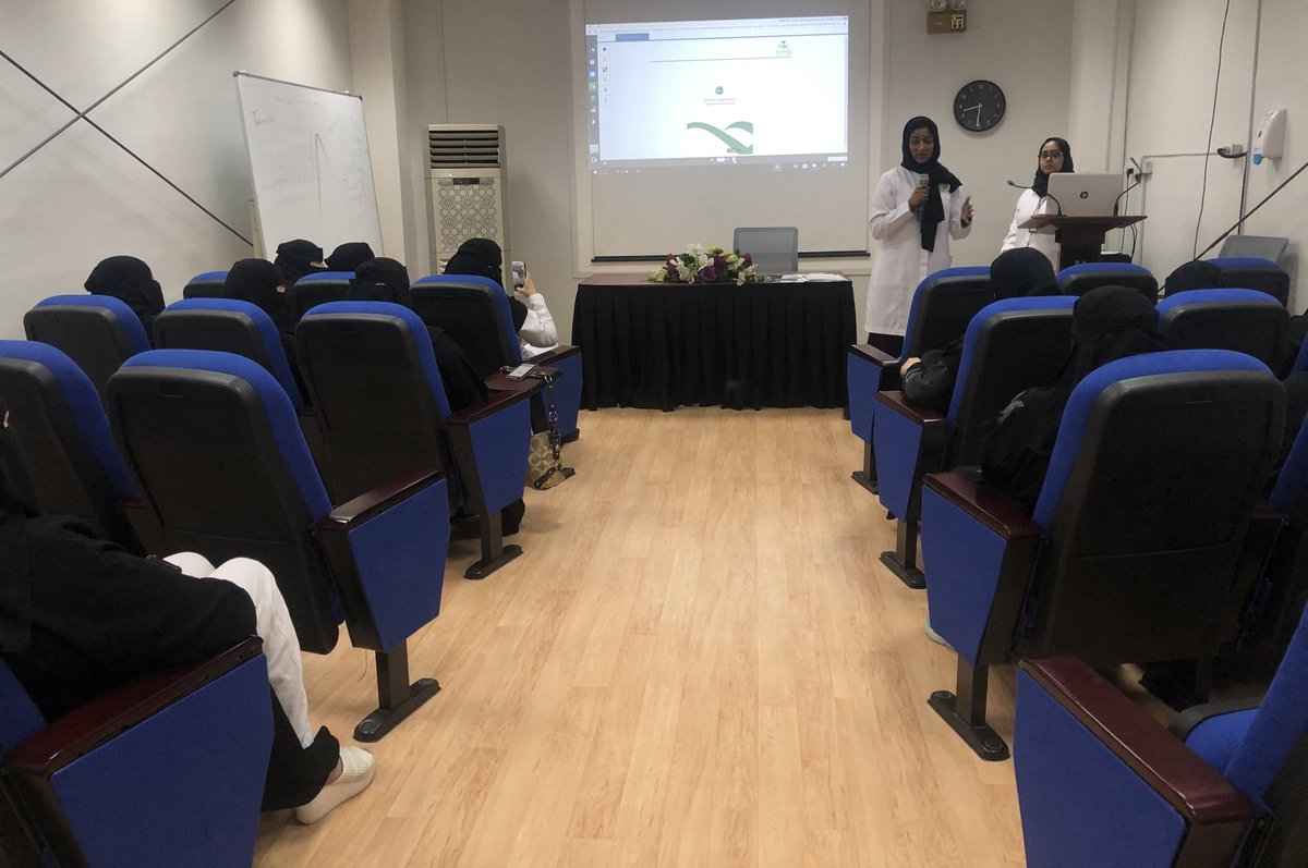 E1_PHC's tweet photo. ين��م قسم الشئون الاكاديمية والتدريب ضمن برنامج التعليم الطبي المستمر للتمريض محاضرة علمية عن"مسار الولادة الآمنة " 
تستهدف طاقم التمريض لتعريفهم بمسار الولادة الآمنة .
▫️ التسجيل عند الحضور
▫️ رابط البث المباشر
https://t.co/pxvZGQpxH1 https://t.co/XZkPbOSg35