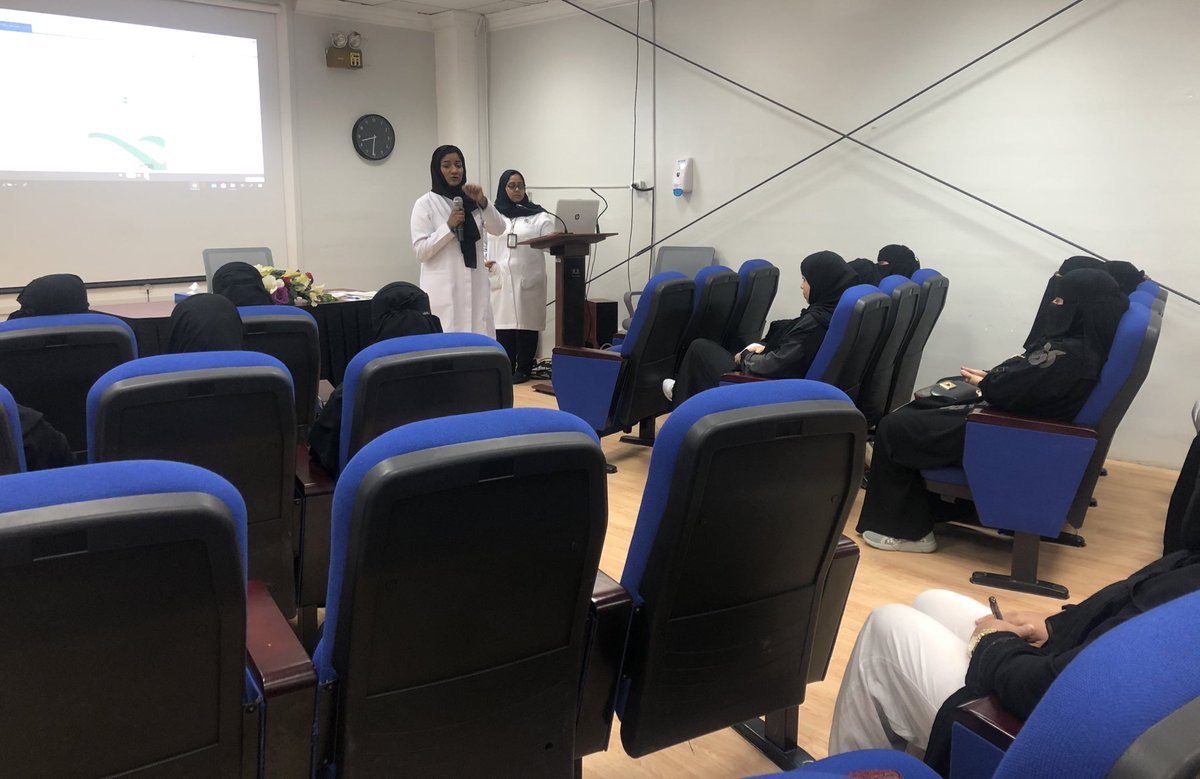E1_PHC's tweet photo. ين��م قسم الشئون الاكاديمية والتدريب ضمن برنامج التعليم الطبي المستمر للتمريض محاضرة علمية عن"مسار الولادة الآمنة " 
تستهدف طاقم التمريض لتعريفهم بمسار الولادة الآمنة .
▫️ التسجيل عند الحضور
▫️ رابط البث المباشر
https://t.co/pxvZGQpxH1 https://t.co/XZkPbOSg35