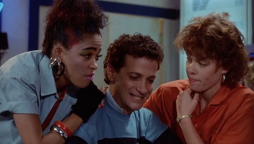 AngusKohm's tweet photo. Hellgate (1989) by #WilliamALevey - director of #Blackenstein & The Happy Hooker Goes to Washington
w/ #RonPalillo (#RIPHorshack)
From the SFX creators of #Hellraiser!?
Can a former #Sweathog defeat the powers of Hell?
I'm about to find out because it's...
#TrashOrTerrorTuesday https://t.co/KWQzMILJYn
