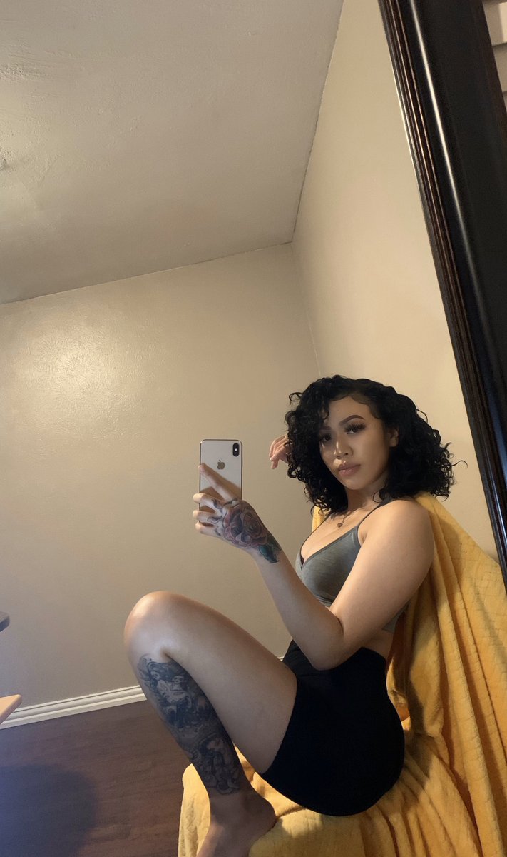 faiygo_'s tweet photo. Fun fact I’m black and Korean not Chinese https://t.co/IPhudnsUE0