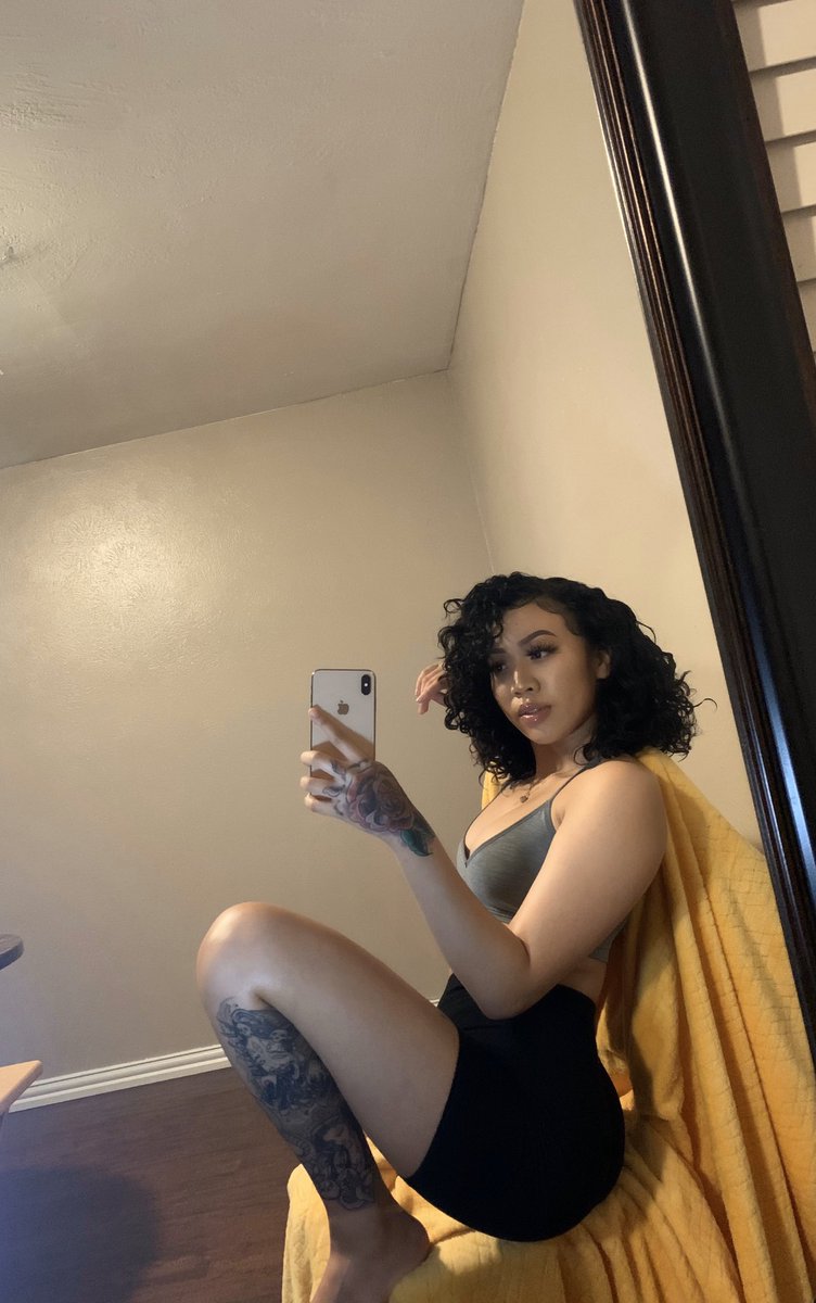 faiygo_'s tweet photo. Fun fact I’m black and Korean not Chinese https://t.co/IPhudnsUE0