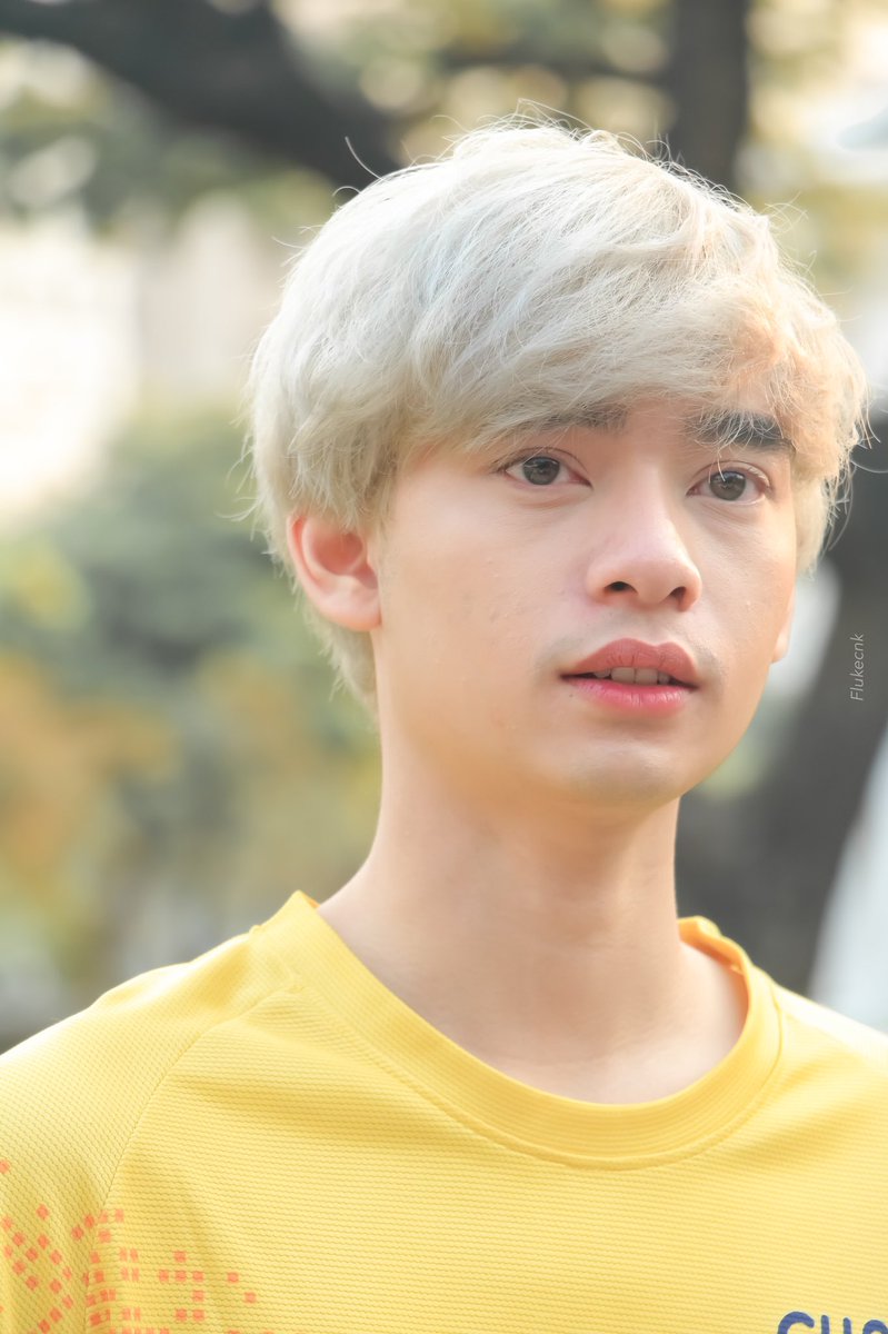aIr6zW3J1HmDmb3's tweet photo. อะ..โอ๊ย! ความหล่อกระเด็นเข้าตา
#CUSCIRUN2020xKaownah #CUSCIRUN2020 #kaownah #ก้าวหน้าครับผม https://t.co/2Rt7ZE9NdO https://t.co/XzWXJ9ZGrf