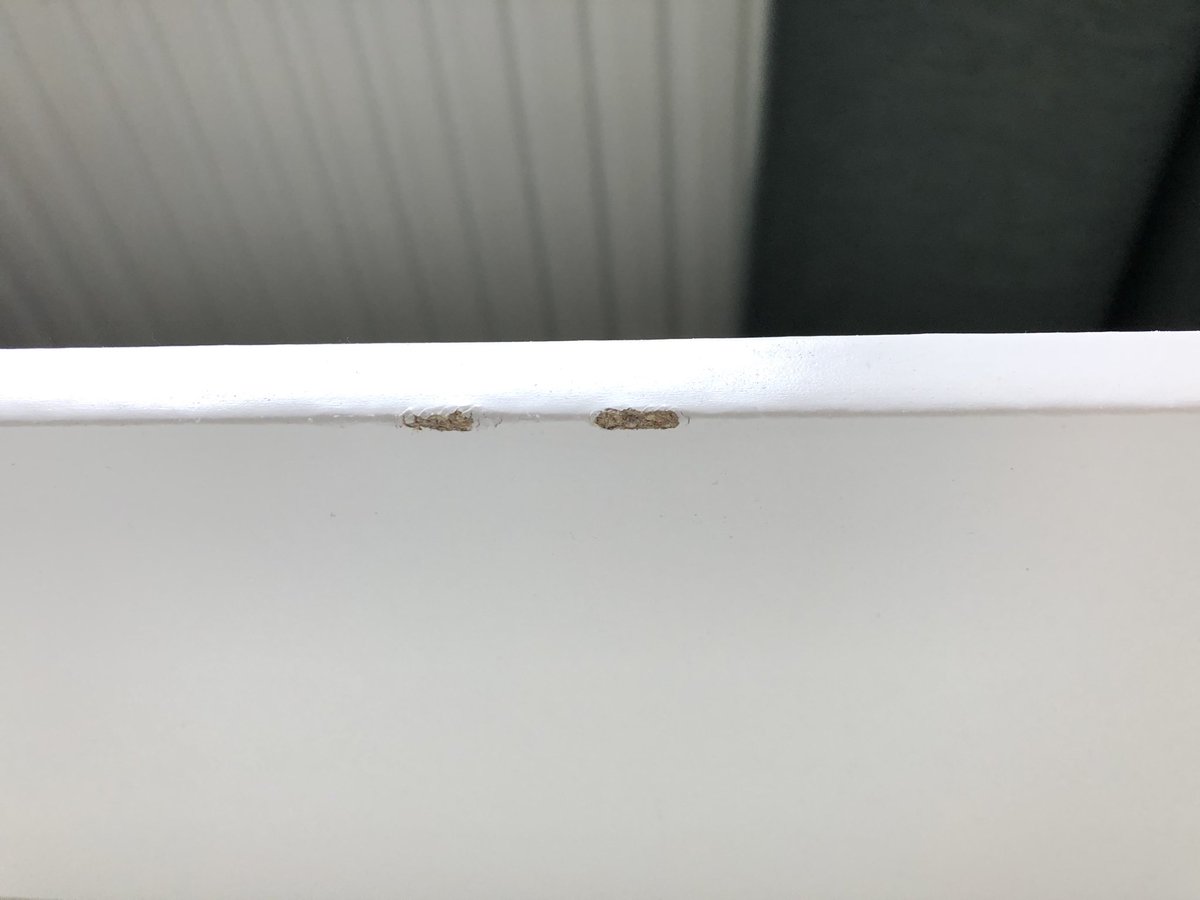 ReneSamsen's tweet photo. @IKEANederland Hej! Ik heb vorige week 4 PAX lades gekocht voor mijn kledingkast. Blijken er al 3 van de 4 beschadigd in de doos te zitten! Niet echt een #Komplement waardig dus :( https://t.co/kVxbNhHhTr
