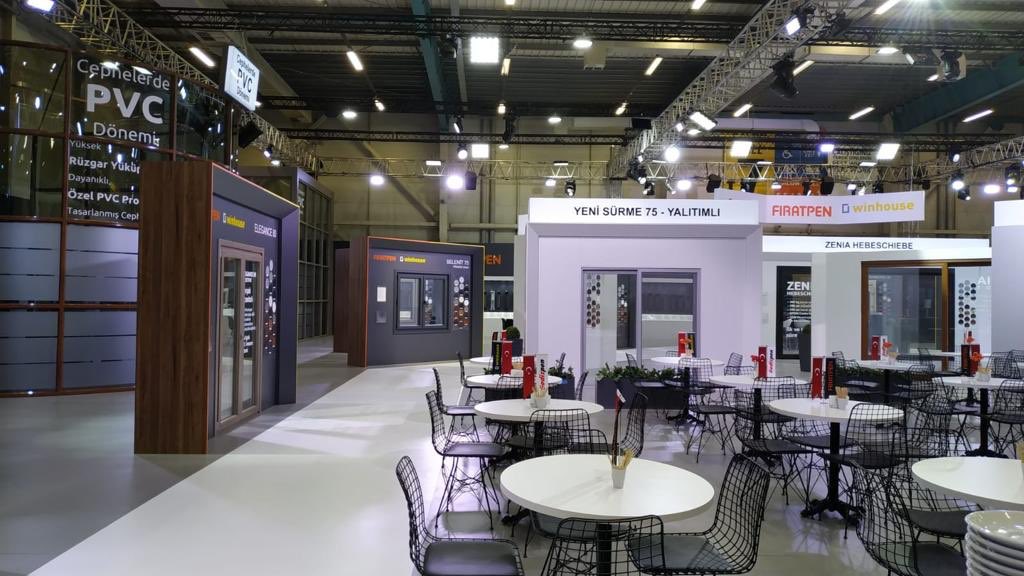 FiratpenTR's tweet image. Bugün kapılarını açacak Tüyap Pencere Fuarı için tüm hazırlıklarımız tamam. Şimdiden sizleri misafir edecek olmanın heyecanını yaşıyoruz. #avrasyapencerefuarı #pencerefuarı #tüyap