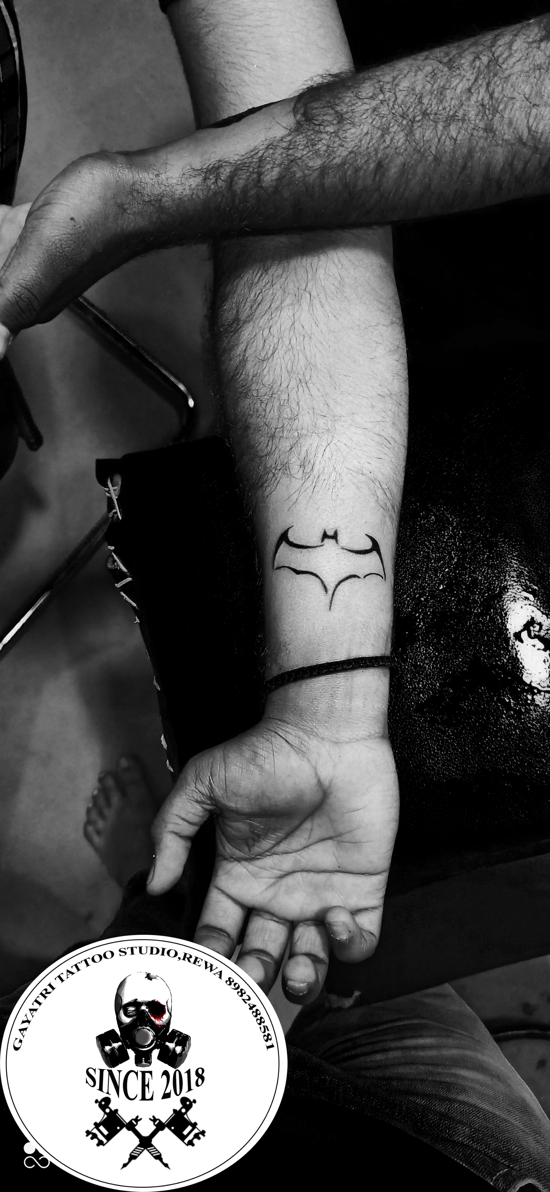 Ateet Dubey Batman Initial Tattoo Name Tattoo Love Theme Sign Band Style Design Tattoo Studio In Rewa M P T Co Fg85fw5zq5 Twitter