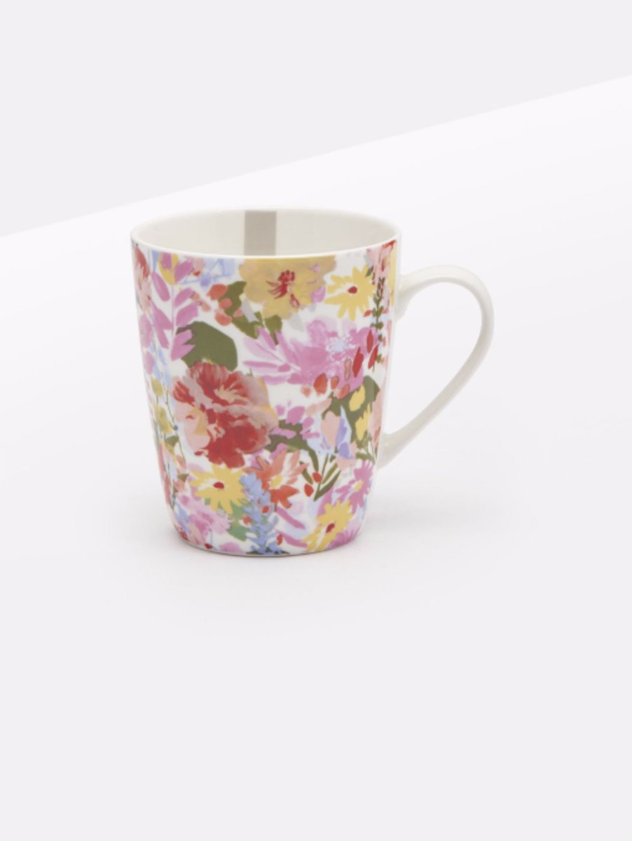 CountryAttire's tweet photo. It's #Winitwednesday! You've got the chance to win a #Joules floral mug and set of three notebooks! Simply FOLLOW US and RETWEET to be in with the chance of winning. Competition ends 11.03.20 5pm. UK Entries only.
-
#competiton #giveaway #win #prizes #prize https://t.co/tYawbcOTdA