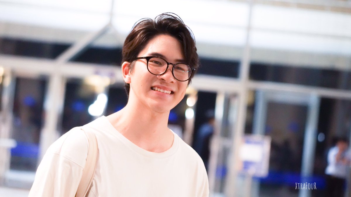 XtraFouR's tweet photo. - 03032020 : น้อนบีม คนชิคๆ 🐶
@Beam_Boonyakorn
#bbeambr
#คมชัดลึกอวอร์ดครั้งที่16 https://t.co/yA43dqCmdi