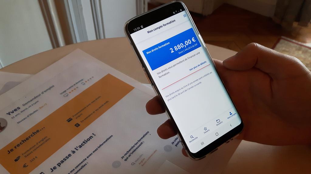 ParlonsRH's tweet photo. L'application mon #CPF 📱 est un "succès populaire" pour le @Minist_Travail ! 

▶ 160.000 Français ont déjà constitué un dossier de formation et 2.000 ont déjà terminé une formation 🔎 https://t.co/pKNcxA6mr7 via @LCI 

#FormPro #AvenirPro https://t.co/RHKUR8fjhF