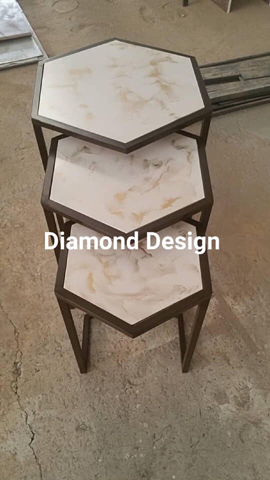 dimonddesignsd's tweet photo. طقم ترابيز مُدرجة صناعة محلية بمواصفات عالمية 👌🏽 ٩٣$ ، ١٠,٠٠٠ جنية #تحديات_الفترة_الانتقالية #صنع_في_السودان https://t.co/sIy8mEpJ1T