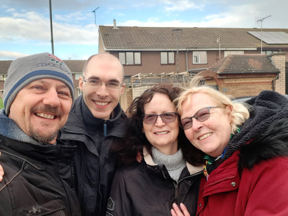 Rgodward's tweet photo. Amazing team growing in #Corringham, so faithful to the harvest in their neighbourhood every Tuesday, sharing the gospel, they've baptised new disciples in the last few months, and have started meeting in each others homes for discipleship. #PraiseGod #NoPlaceLeft #NoPlaceLeftENG https://t.co/5sGpMdQ5y7