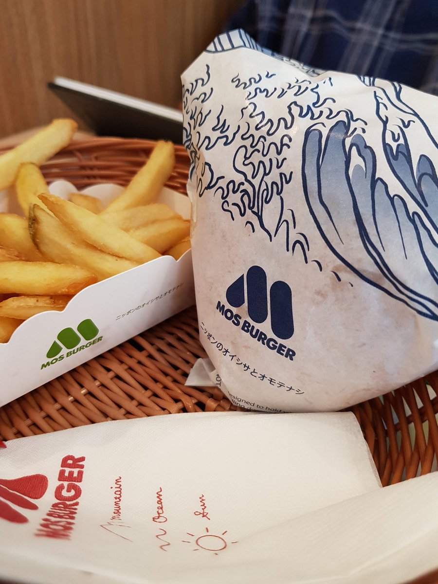 misspinkeye's tweet photo. お久しぶり~~~ ❤❤❤😭😭😭

#mosburger https://t.co/zVAKPmniUE