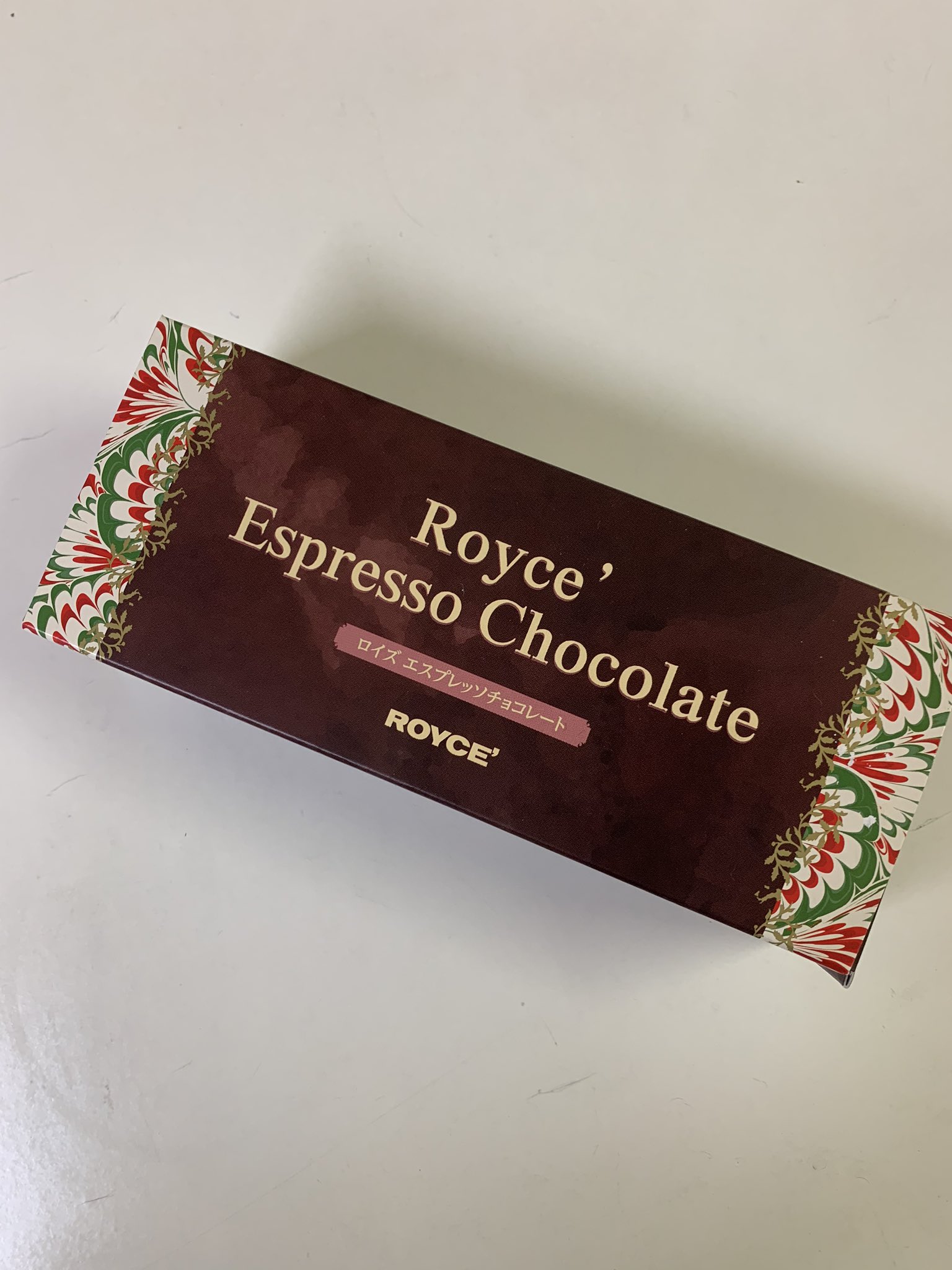 チョコレートくん On Twitter イタリアといえばエスプレッソ ロイズのイタリアンフェアの エスプレッソチョコレート は 濃く香る エスプレッソのチョコレートに まろやかな甘味のホワイトチョコレートが溶け合います