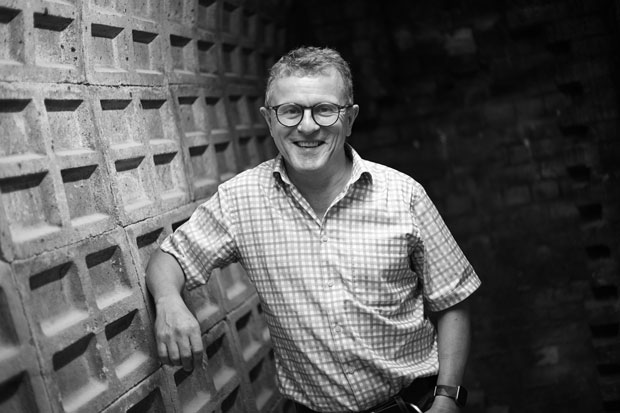 StokeSuccess's tweet photo. Meet the contributors - Jon Plant, Co-director of @moorlandpottery &amp; the iconic Stokie Ware ceramic range, &amp; regional wares for other areas of the UK &amp; #oatcakegin! Read an extract from Jon’s chapter here: https://t.co/PYMWXy2TDg #StokeYourSuccess #moorlandpottery #localandproud https://t.co/4hXjIaCHkJ