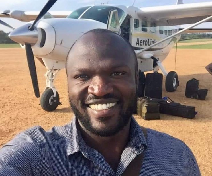 IPAUganda's tweet photo. Moses Bwayo, a Ugandan journalist and filmmaker, is due to appear shortly at Makindye magistrates court on a charge of "unlawful assembly".

He was filming a documentary when he was arrested last week.

Please show your support at the court or on social media.

#FreeMoses https://t.co/zCfYsjLsZM