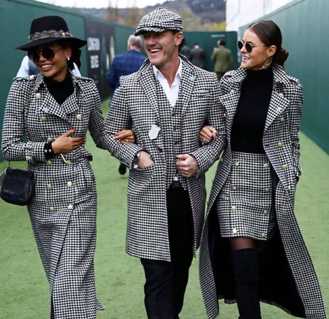 Cheltenham Festival is just around the corner, have you sorted out your outfit yet? It’s not too late, match your dress to the Charnos Tartan Tights, they’re the perfect addition to any outfit, and will keep those pins cosy and stylish. 
#Style #Fashion #CheltenhamFestival