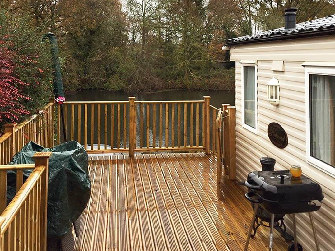 Looking to buy a holiday home? Take a look at this Willerby Richmond caravan that we currently have for sale priced at £24,995. Features include: 2 bedrooms, central heating, double glazing, veranda decking, located on a quiet lakeside plot. Details: waveneyvalleylakes.co.uk/caravan-7-foxg…