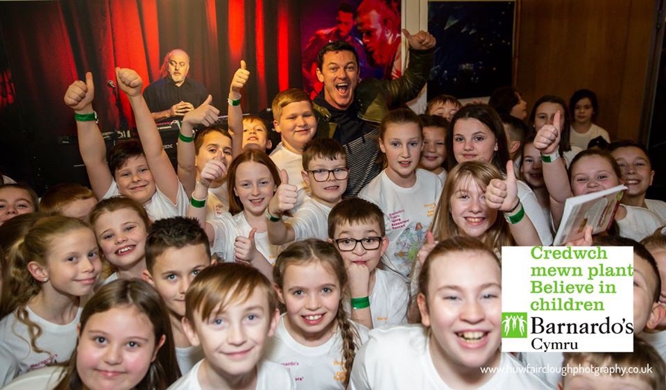 HFPics's tweet photo. Images from Barnardo's St Davids Day School Concert at St Davids Hall. All images can be viewed by following this link. 🏴󠁧󠁢󠁷󠁬󠁳󠁿🏴󠁧󠁢󠁷󠁬󠁳󠁿🏴󠁧󠁢󠁷󠁬󠁳󠁿
http\://tinyurl.com/qmre6sj https://t.co/Y4vNbXiFL6