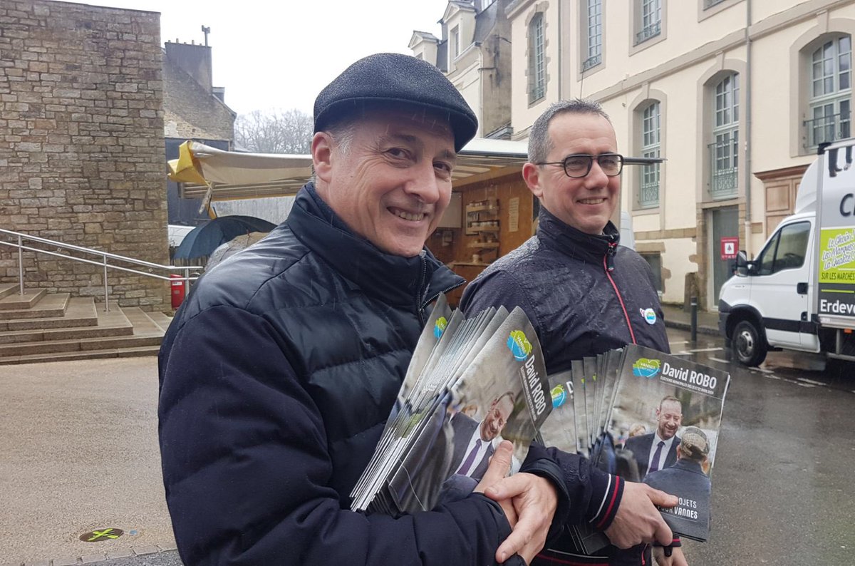 DavidRobo56's tweet image. Vannes, c’est vous : notre équipe à votre écoute ! @Enavantbretagne #vannes #vannescestvous #davidrobo2020 #Municipales2020