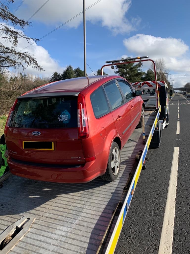 PSOSRoads's tweet photo. Vehicle seized on #A82 today - no insurance.
6 penalty points + £300 fine.
We ALL pay higher premiums due to uninsured drivers.💰💰💰
#LRPU
@DriveInsured https://t.co/gK1GimLPQU